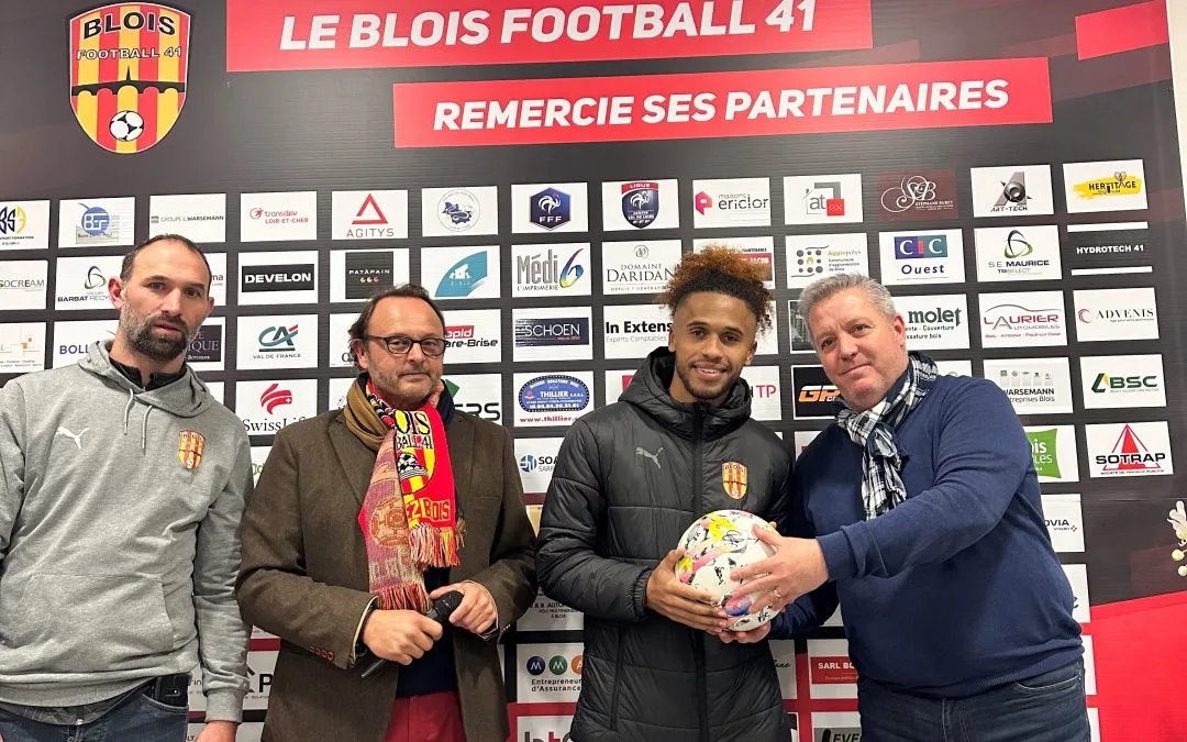 Remise du Ballon de match