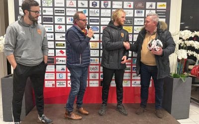 🔴🟡 Pour la rencontre de N2 de samedi Blois Football 41 – Feignies Aulnoye, le ballon de match a été offert par la société ESPACE CARRELAGE !