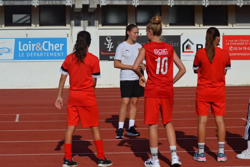 Féminine 7